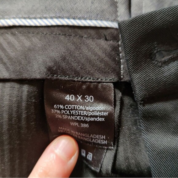 Men's Haggar Black dress Pants size 40 x 30. EUC - Picture 3 of 6